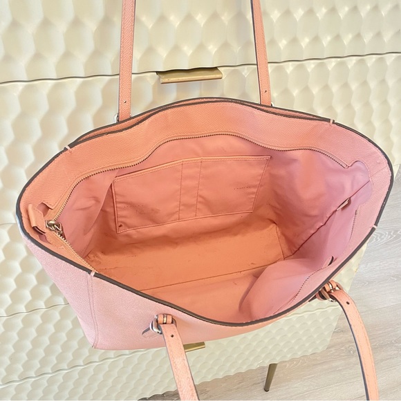 Coach LAPTOP TOTE IN CROSSGRAIN LEATHER - Picture 6 of 8